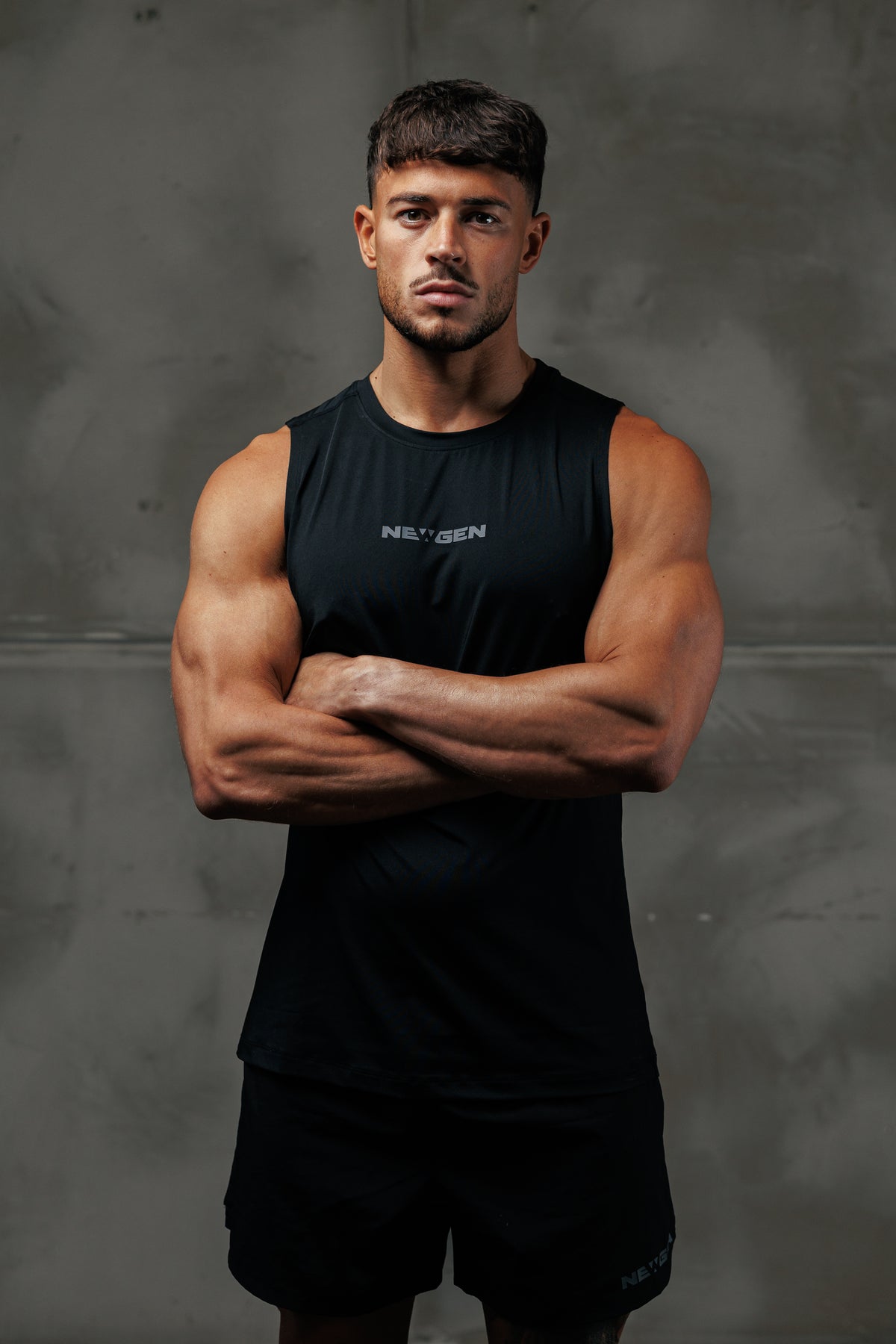 Essential Tank // Black