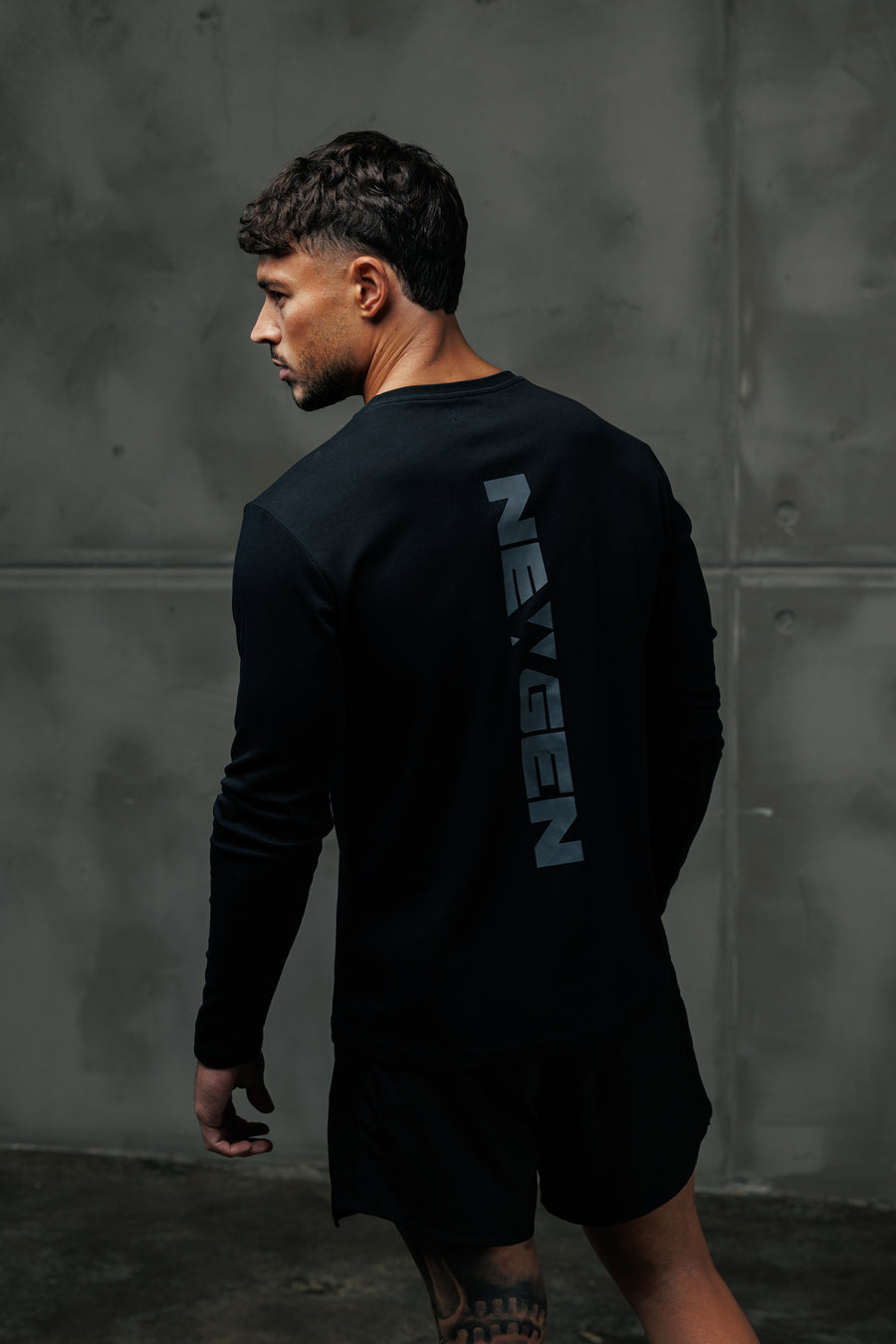 Essential Long Sleeve // Black